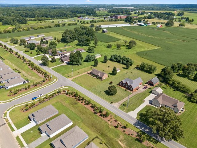 7437 Pinson Lane, White House, TN 37188