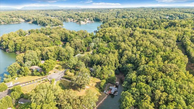 3003 Northridge RD, Hardy, VA 24101