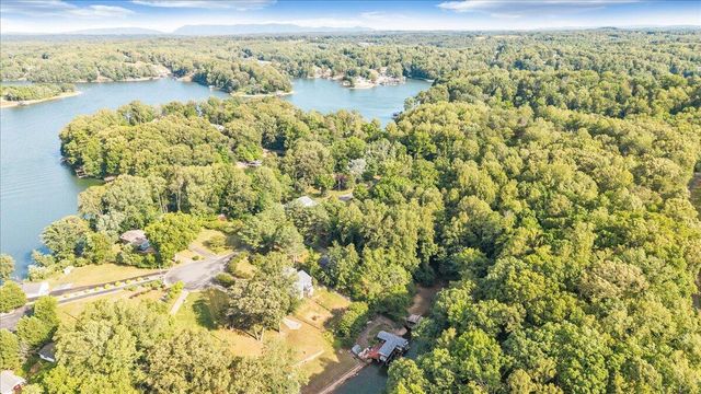 3003 Northridge RD, Hardy, VA 24101