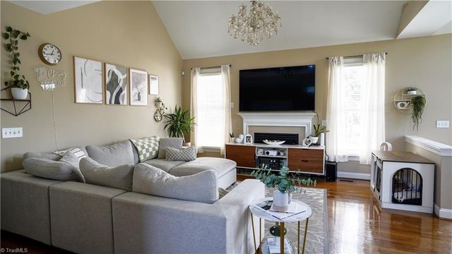 4709 Clifton Park Drive, Jamestown, NC 27282