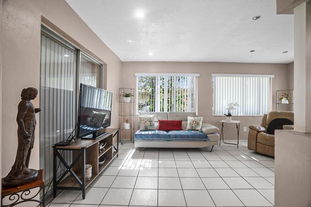 4708 NW 49th Drive, Tamarac, FL 33319