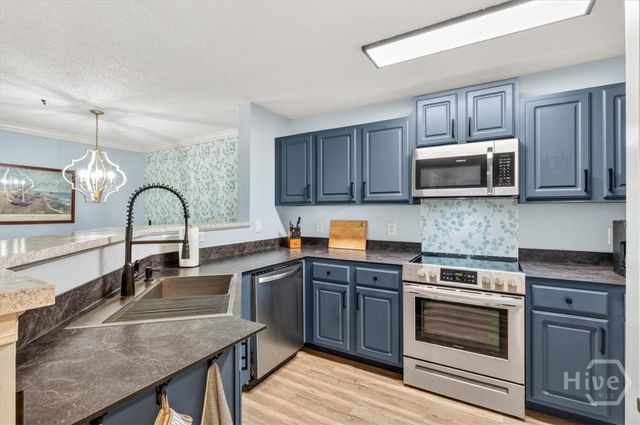 9301 Walden Park Drive, Savannah, GA 31410