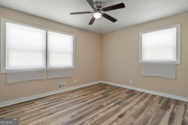 6044 Hillandale Drive SW, Atlanta, GA 30349