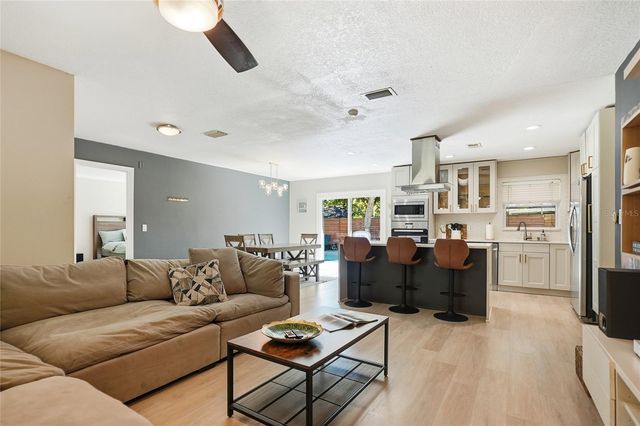 4606 BUCKEYE ROAD, Tampa, FL 33624