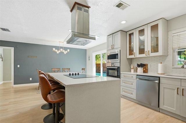 4606 BUCKEYE ROAD, Tampa, FL 33624
