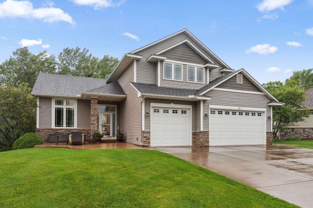 4829 Redpoll Court, Eagan, MN 55123
