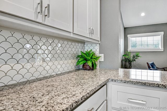 1178 Wild Indigo Circle, Calera, OK 74730