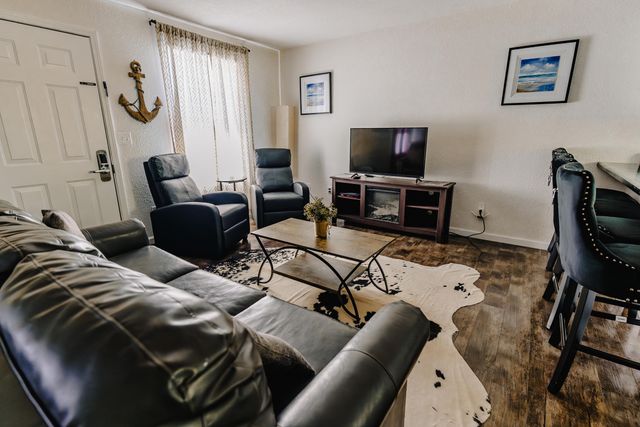 1655 KY-92, Jamestown, KY 42629