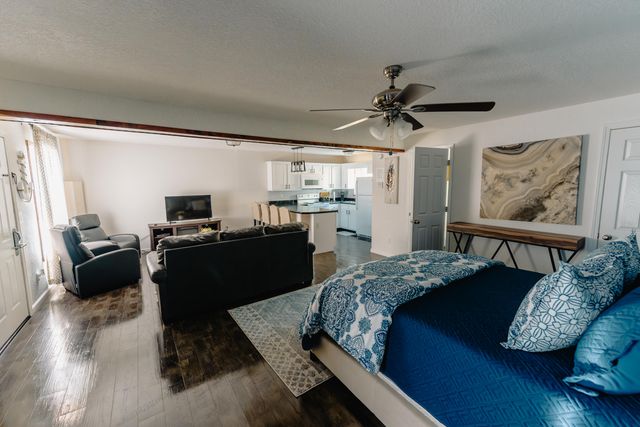 1655 KY-92, Jamestown, KY 42629