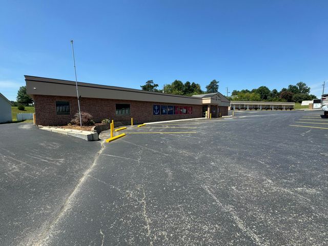 1655 KY-92, Jamestown, KY 42629