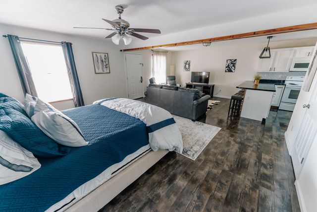 1655 KY-92, Jamestown, KY 42629