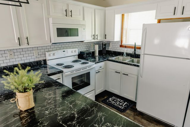 1655 KY-92, Jamestown, KY 42629