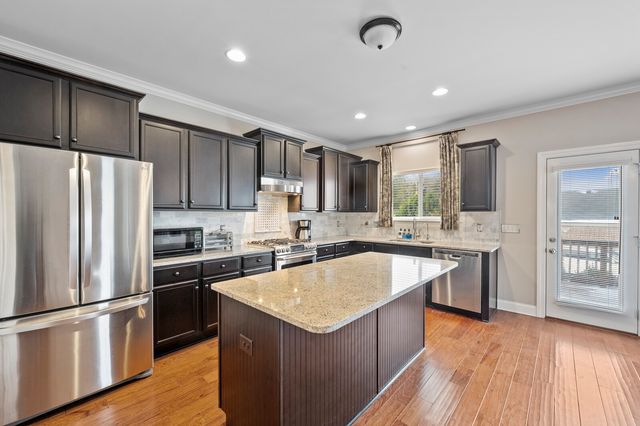 3103 Oxford Dr, Mount Juliet, TN 37122