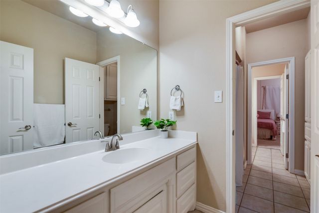 609 Acorn Street, Pilot Point, TX 76258