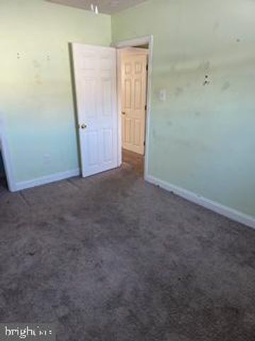 428 HAZEL AVE, Folsom, PA 19033