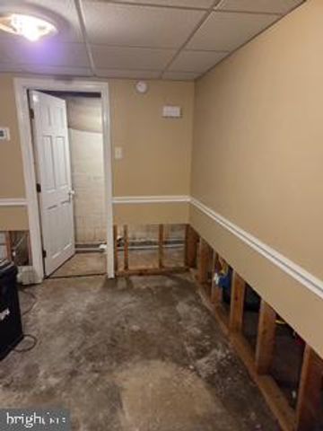 428 HAZEL AVE, Folsom, PA 19033