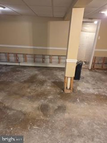 428 HAZEL AVE, Folsom, PA 19033