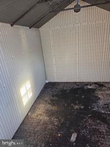 428 HAZEL AVE, Folsom, PA 19033