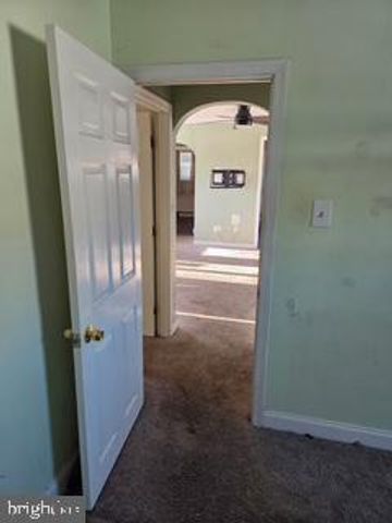 428 HAZEL AVE, Folsom, PA 19033