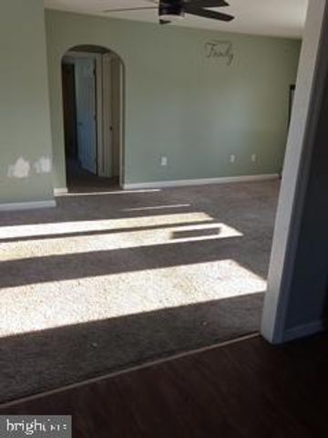 428 HAZEL AVE, Folsom, PA 19033