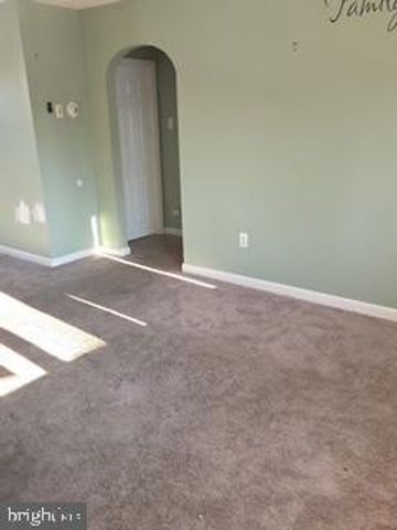 428 HAZEL AVE, Folsom, PA 19033