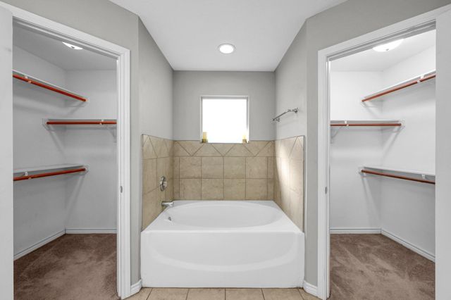 121 Clear Water Street W, Montgomery, TX 77356