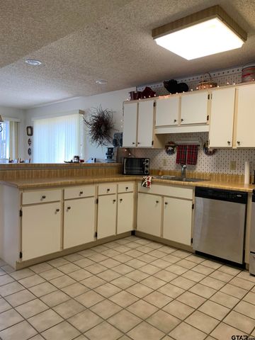 631 Holly Trail East, Unit 101, Holly Lake Ranch, TX 75765