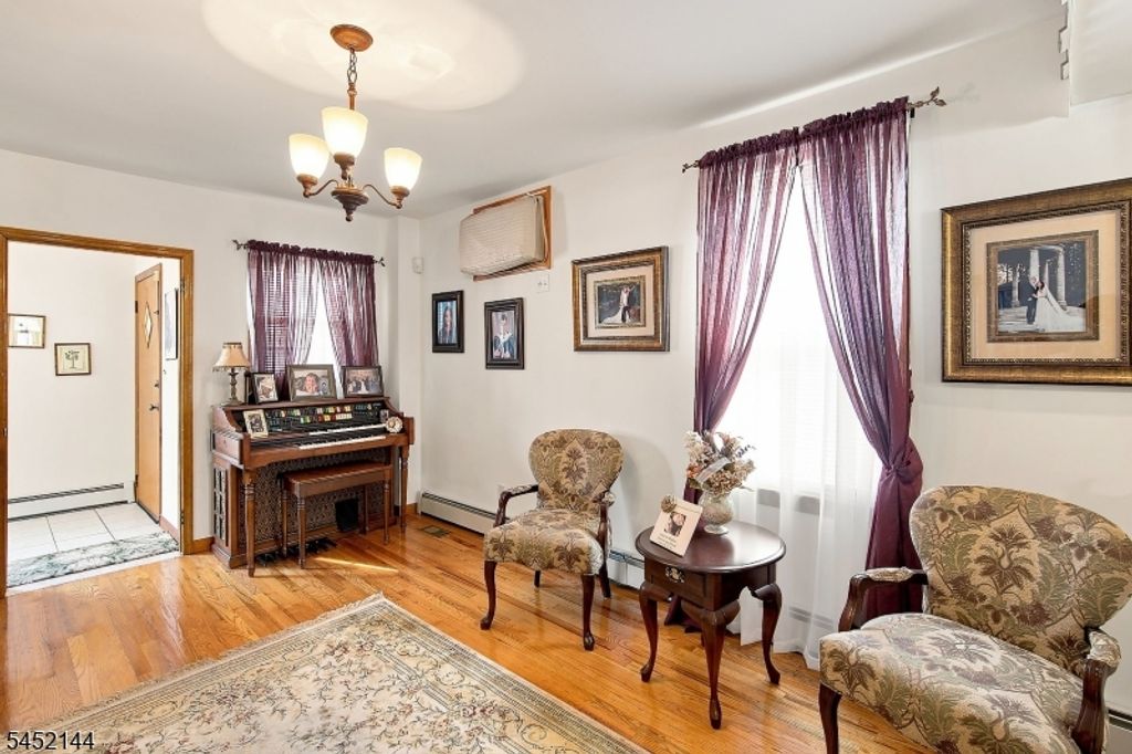 752 Forest St, Kearny Town, NJ 07032 — photo 5