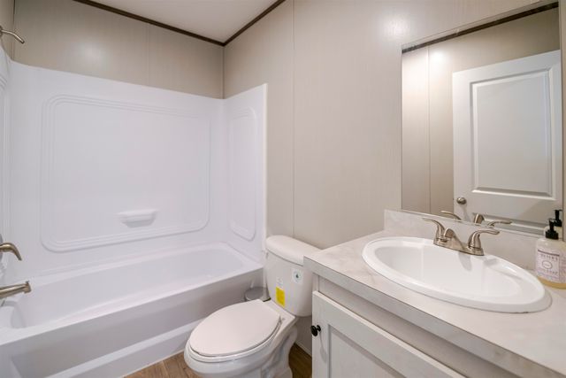 125 Peaceful Ln, Houma, LA 70364