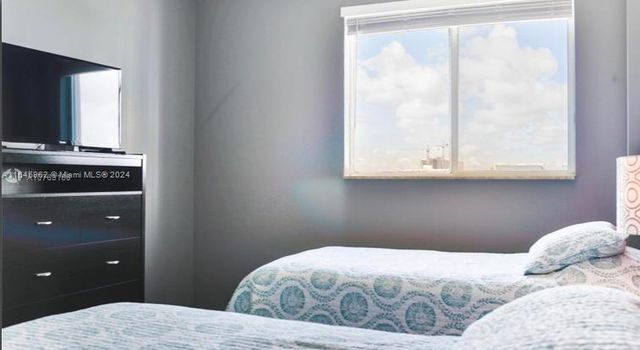 2280 SW 32nd Ave 613, Miami, FL 33145