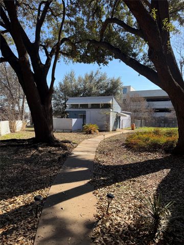1505 Robert Weaver Ave Ave, Austin, TX 78702