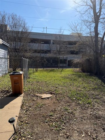 1505 Robert Weaver Ave Ave, Austin, TX 78702