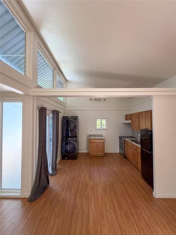 1505 Robert Weaver Ave Ave, Austin, TX 78702