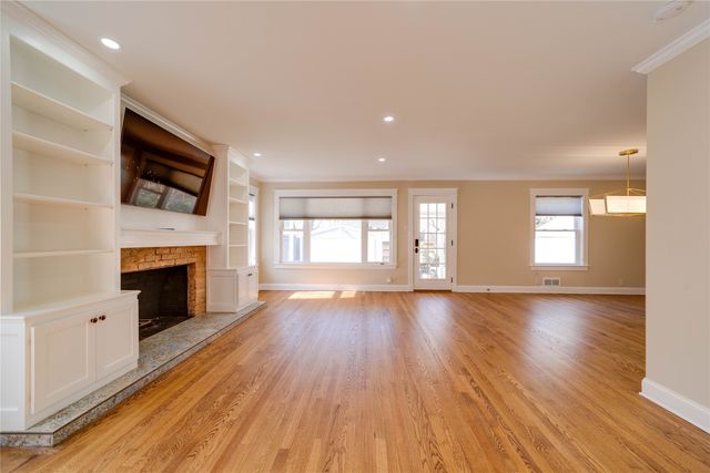 2536 Shirley Avenue, Fort Worth, TX 76109