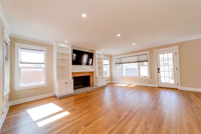 2536 Shirley Avenue, Fort Worth, TX 76109