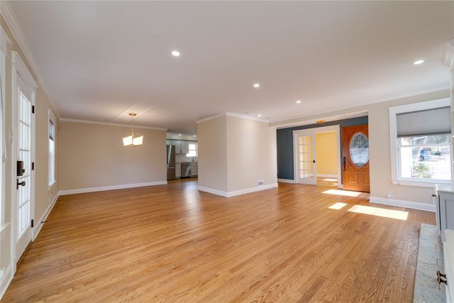 2536 Shirley Avenue, Fort Worth, TX 76109