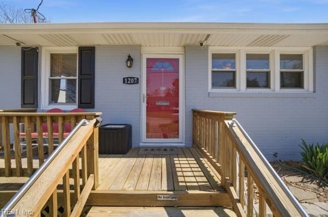 1207 Yeadon RD, Chesapeake, VA 23324