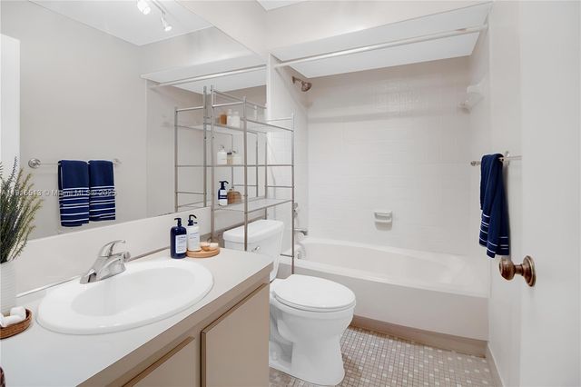 14805 SW 125th Pl, Miami, FL 33186