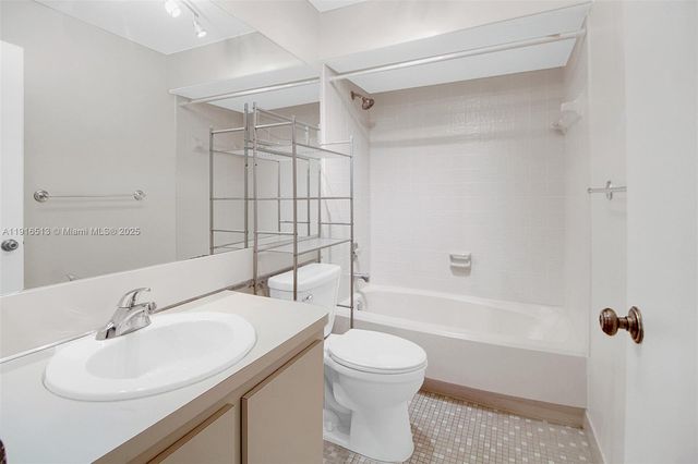 14805 SW 125th Pl, Miami, FL 33186