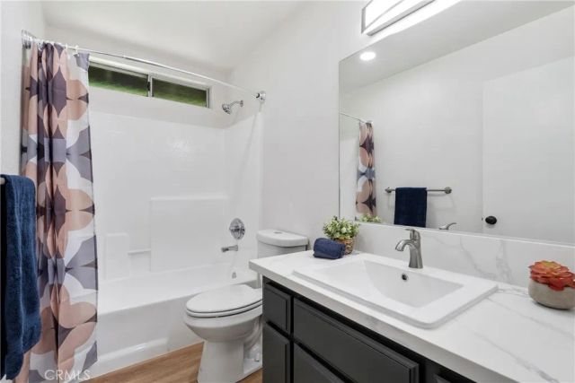700 W 2nd Street, Azusa, CA 91702