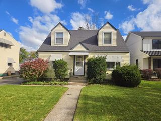 1005 S Mitchell Avenue, Elmhurst, IL 60126