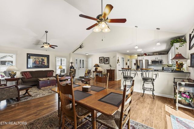 114 Windsor Rd, Crossville, TN 38558