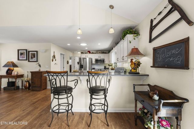 114 Windsor Rd, Crossville, TN 38558