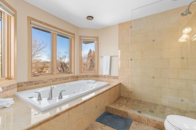 10840 46th Place N, Plymouth, MN 55442