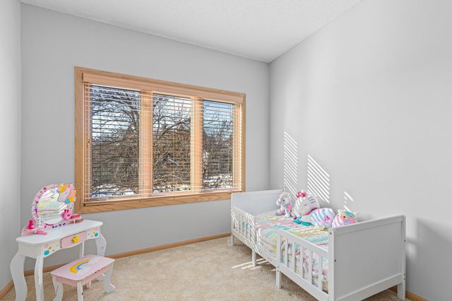 10840 46th Place N, Plymouth, MN 55442