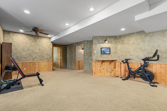 10840 46th Place N, Plymouth, MN 55442