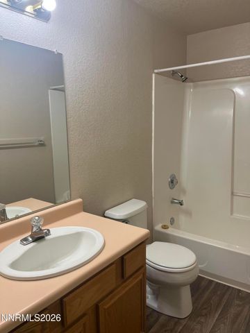 3300 White Lake Parkway, Reno, NV 89508