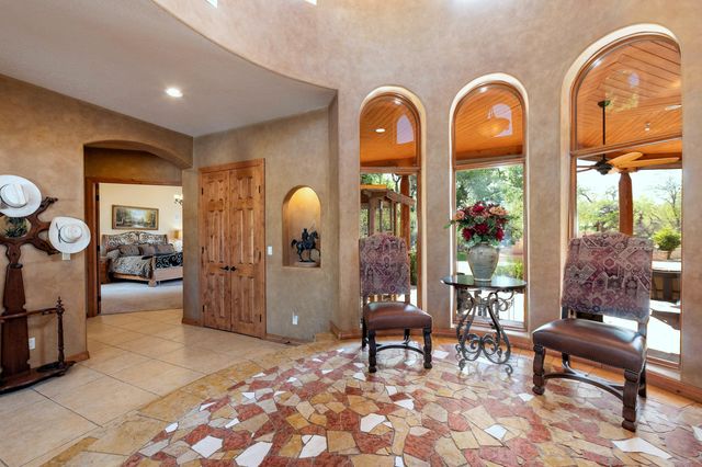 2 Caliente De Sol, Corrales, NM 87048
