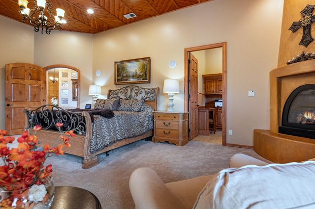 2 Caliente De Sol, Corrales, NM 87048