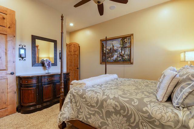 2 Caliente De Sol, Corrales, NM 87048